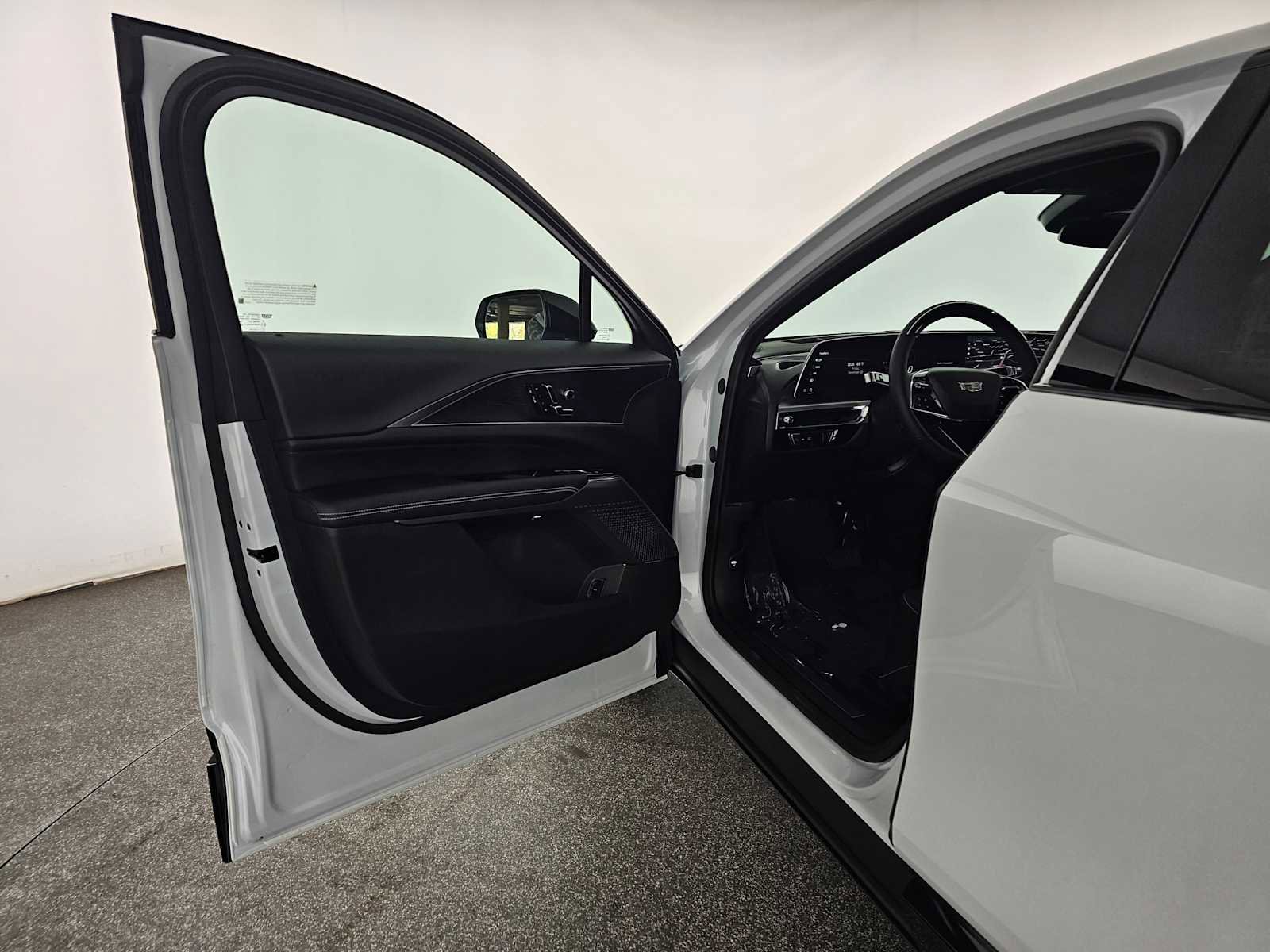 New 2026 Cadillac Lyriq Sport w/ LPO, Floor Liner Package image 19