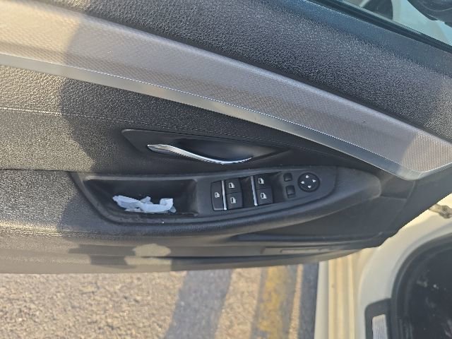 Used 2014 BMW 550i xDrive Sedan AWD/4WD image 8