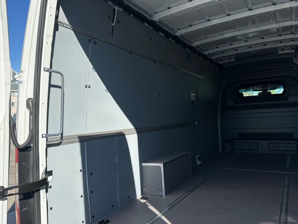 New 2025 Mercedes-Benz Sprinter 2500 image 12