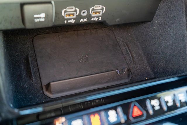 Used 2023 Jeep Grand Wagoneer 4WD w/ Flexible Seating Group image 43