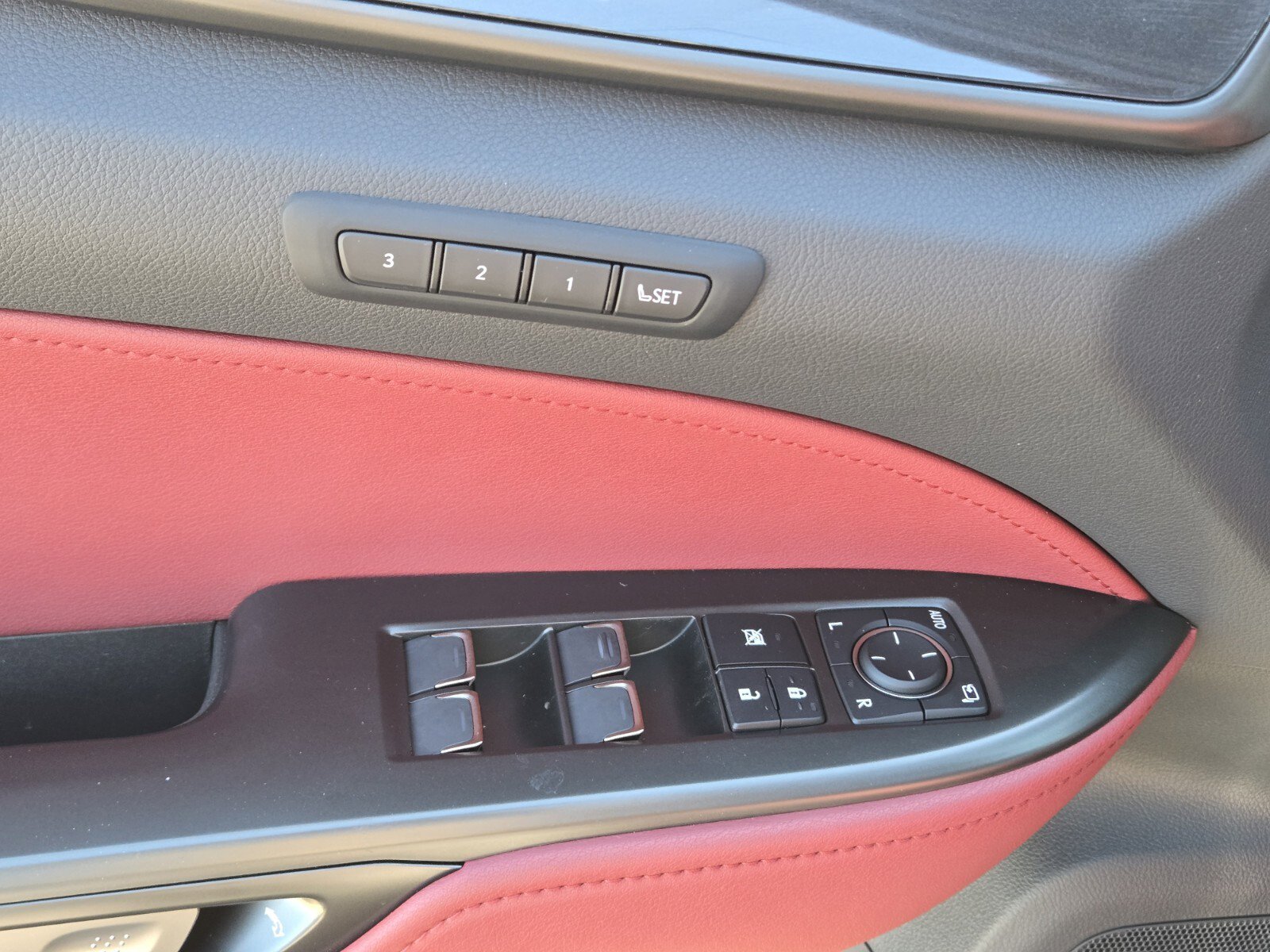 New 2026 Lexus NX 350h AWD w/ Premium Package image 10