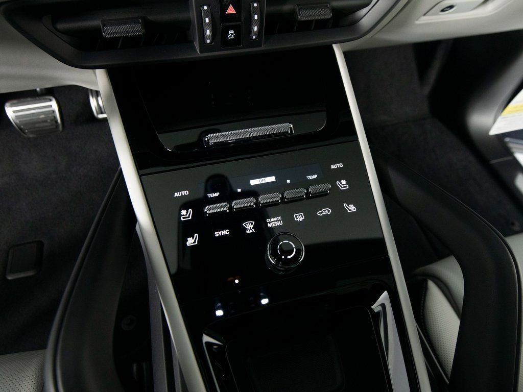 New 2026 Porsche Cayenne S image 29