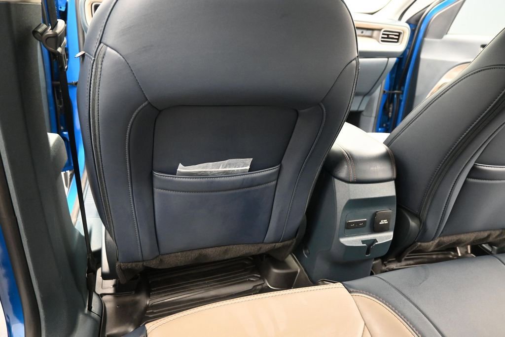 Used 2025 Ford Maverick Lariat AWD/4WD image 29
