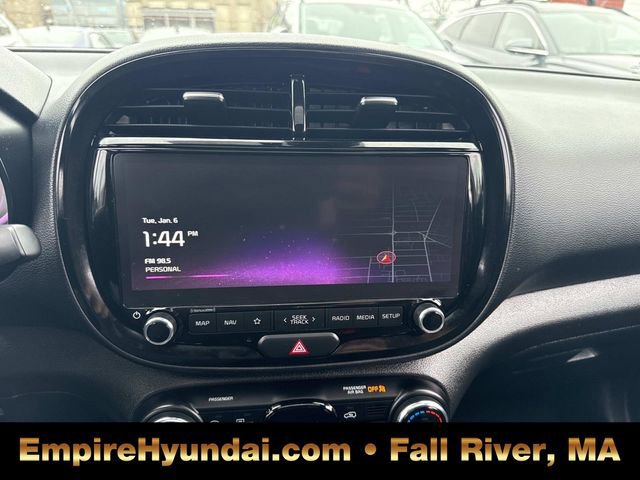 Used 2023 Kia Soul EX image 23