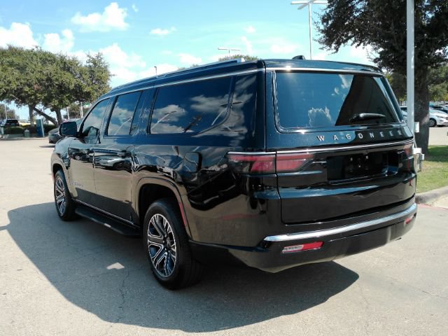 Used 2025 Jeep Wagoneer L Series II AWD/4WD image 11