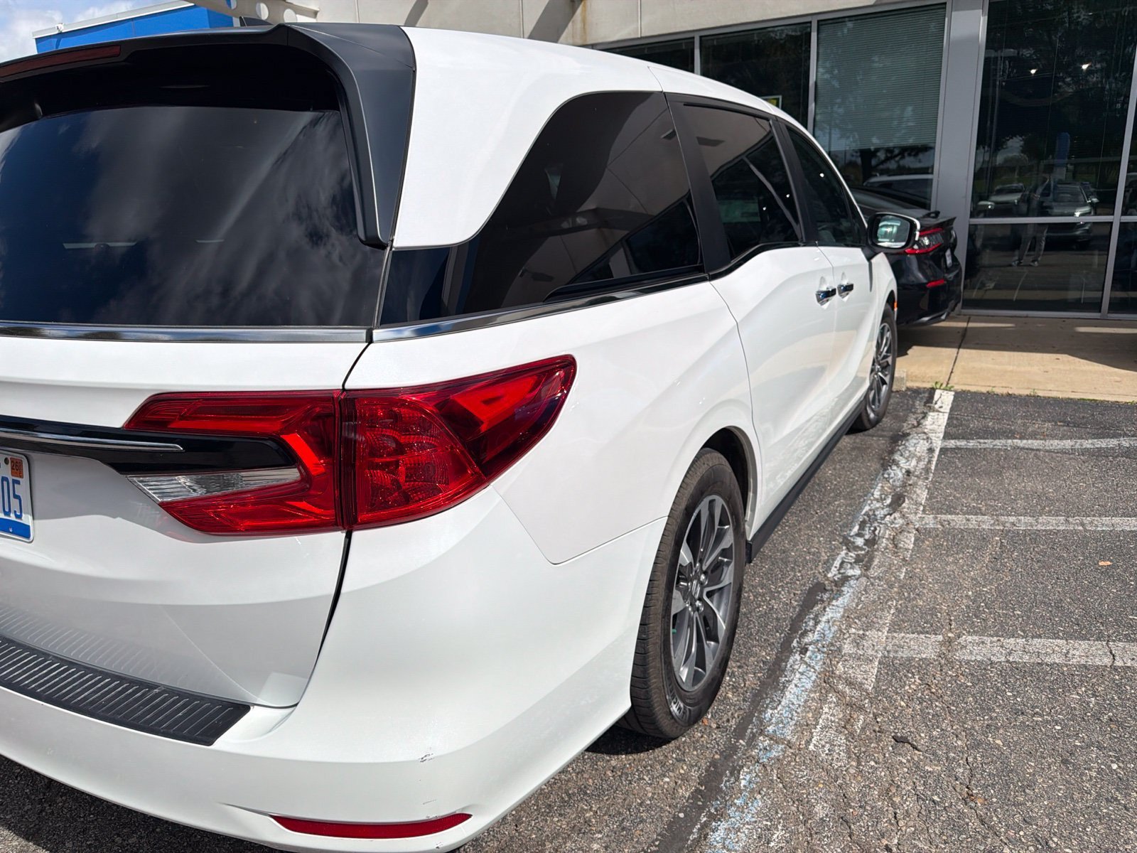 Certified 2023 Honda Odyssey EX-L image 14