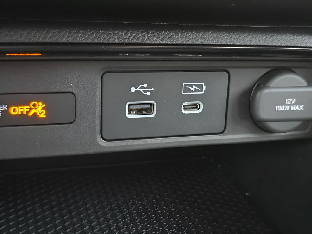 Used 2025 Honda CR-V Sport image 33