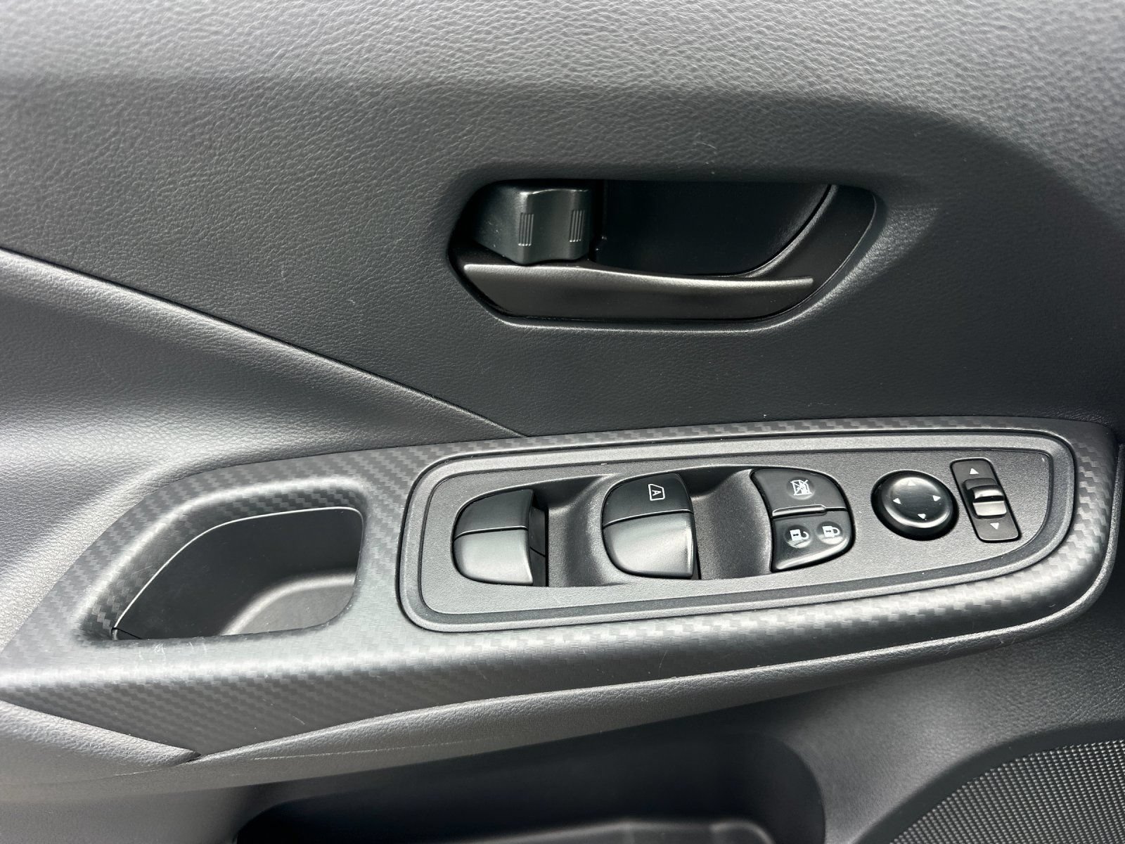 Used 2024 Nissan Versa S w/ Trunk Package FWD image 10