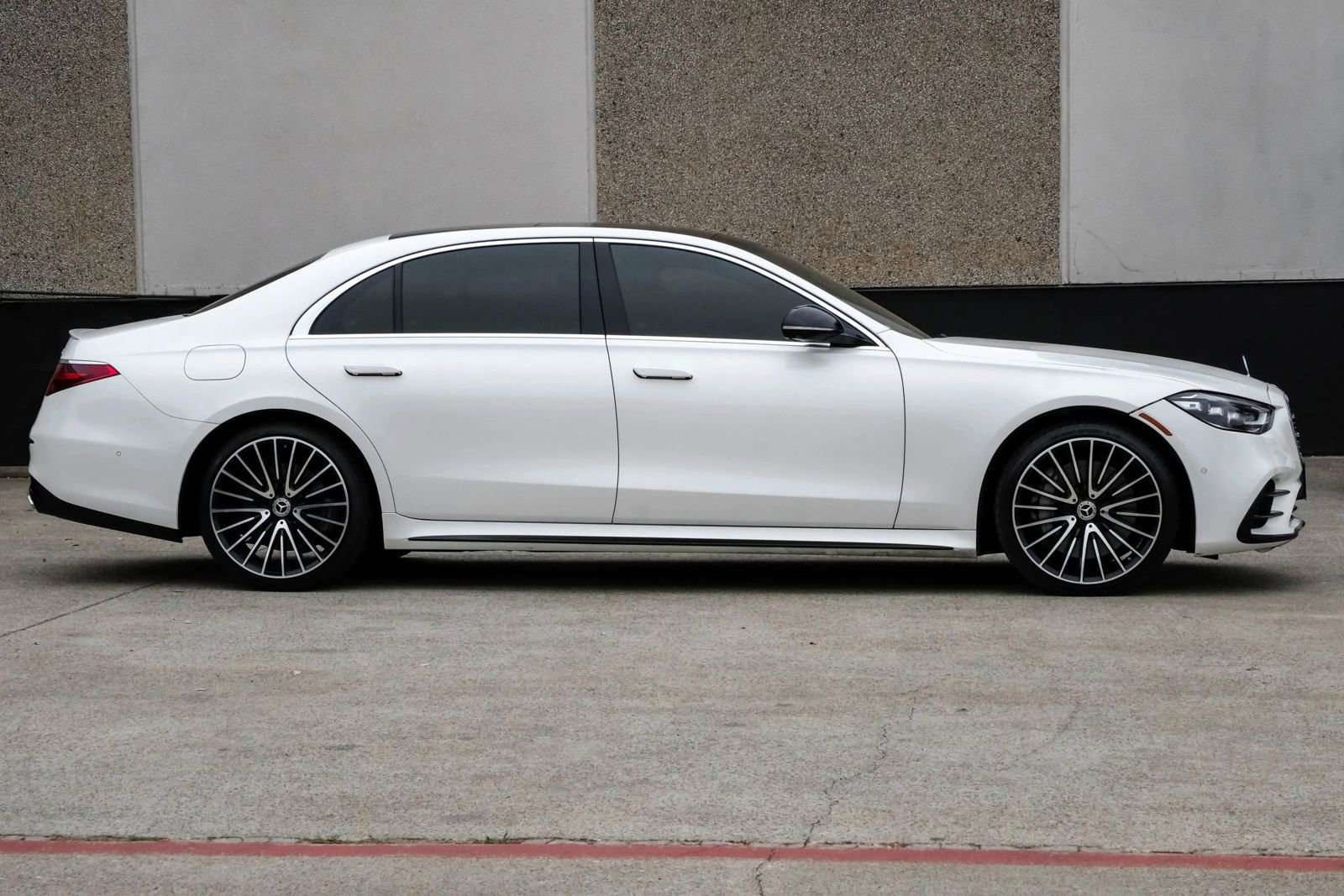Used 2022 Mercedes-Benz S 580 4MATIC Sedan image 11