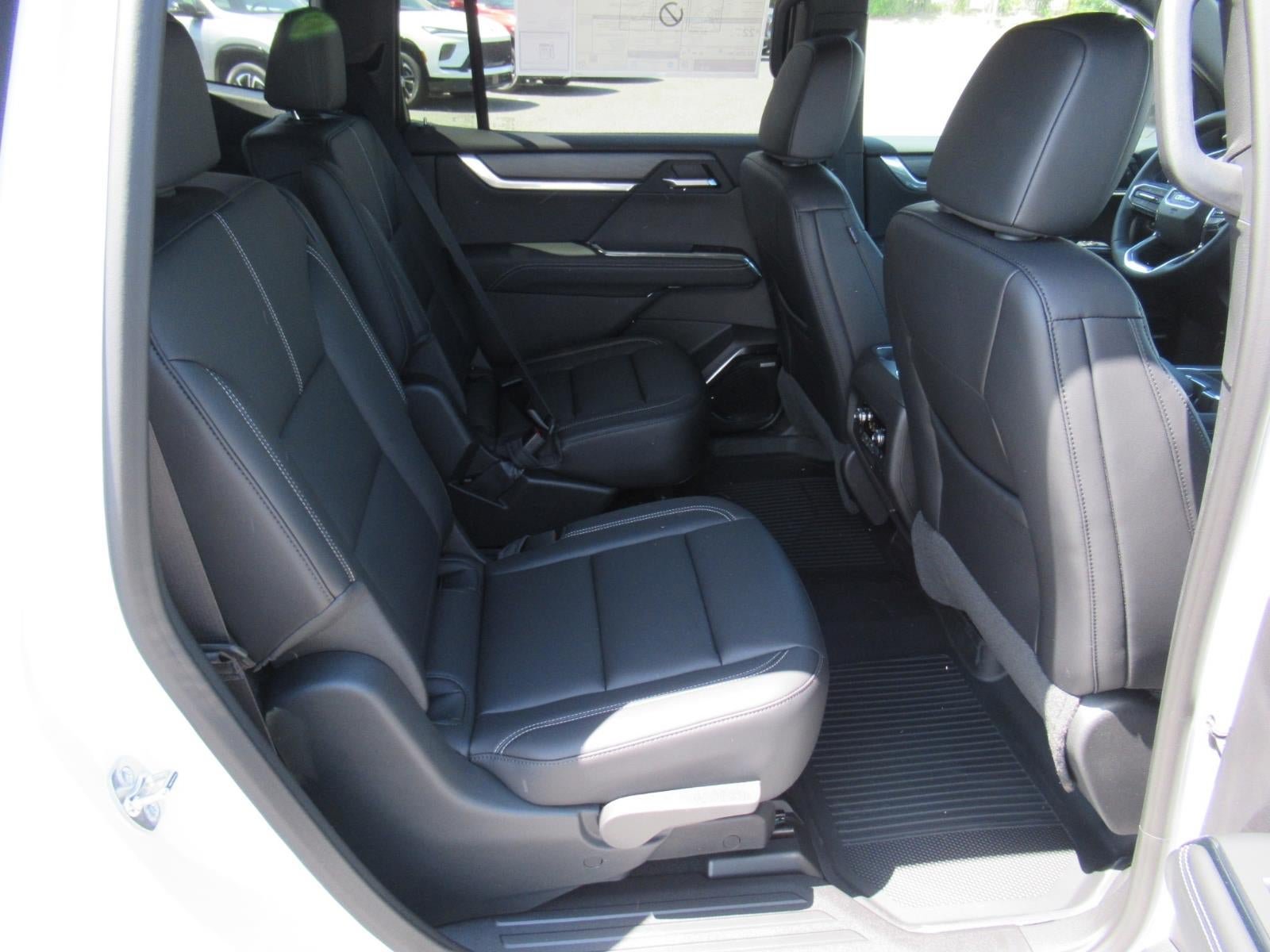 New 2026 GMC Acadia Elevation w/ Elevation Premium Package FWD image 29