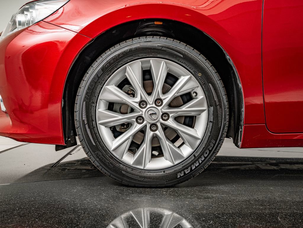 Used 2014 Lexus ES 300h w/ Luxury Package w/Bamboo Trim image 10