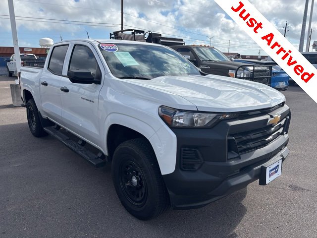 Used 2025 Chevrolet Colorado W/T w/ WT Convenience Package II image 3