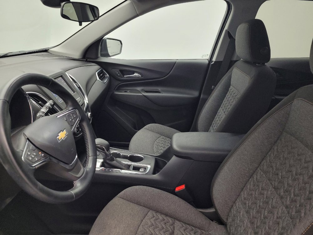 Used 2024 Chevrolet Equinox LT w/ LPO, Floor Liner Package FWD image 17