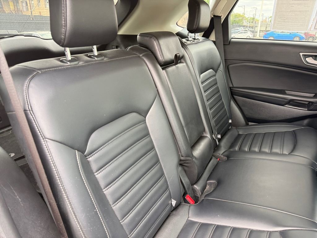 Used 2014 Ford Edge Limited w/ Equipment Group 302A AWD/4WD image 21