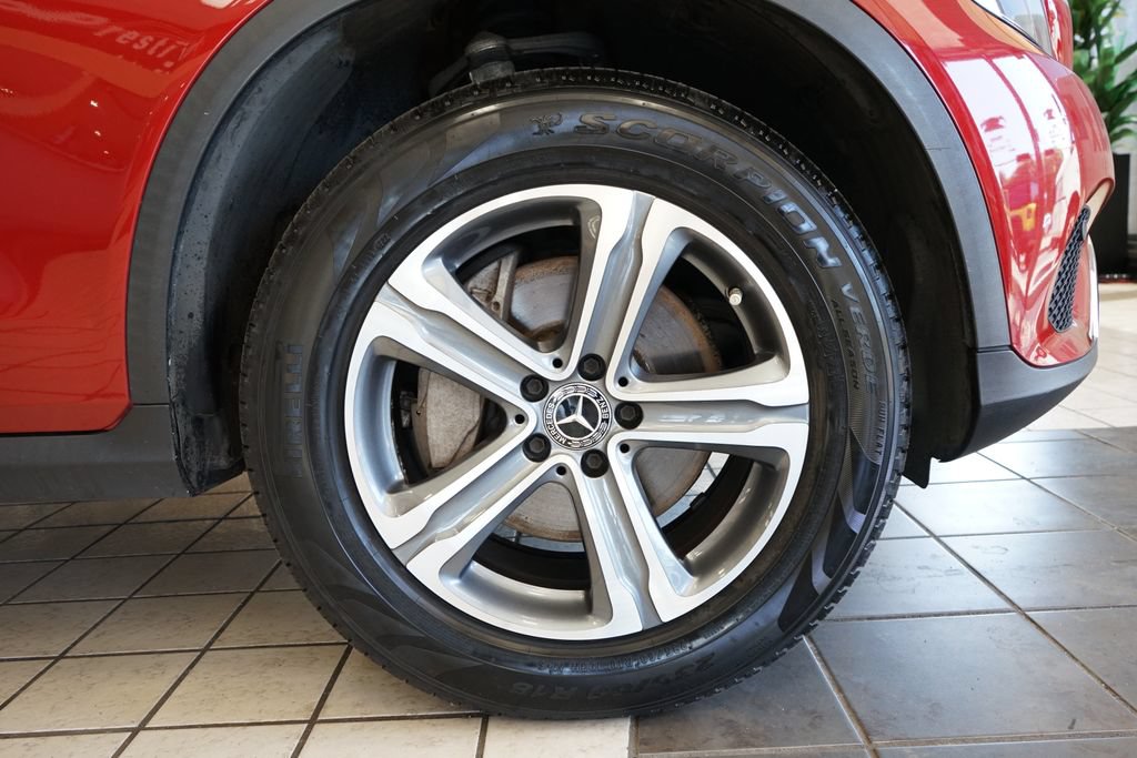 Used 2017 Mercedes-Benz GLC 300 4MATIC image 49