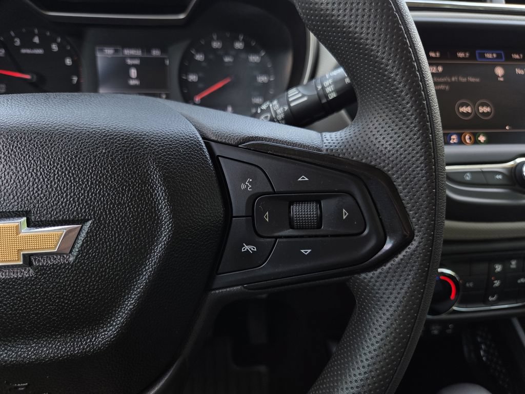 Used 2022 Chevrolet TrailBlazer LS FWD image 21