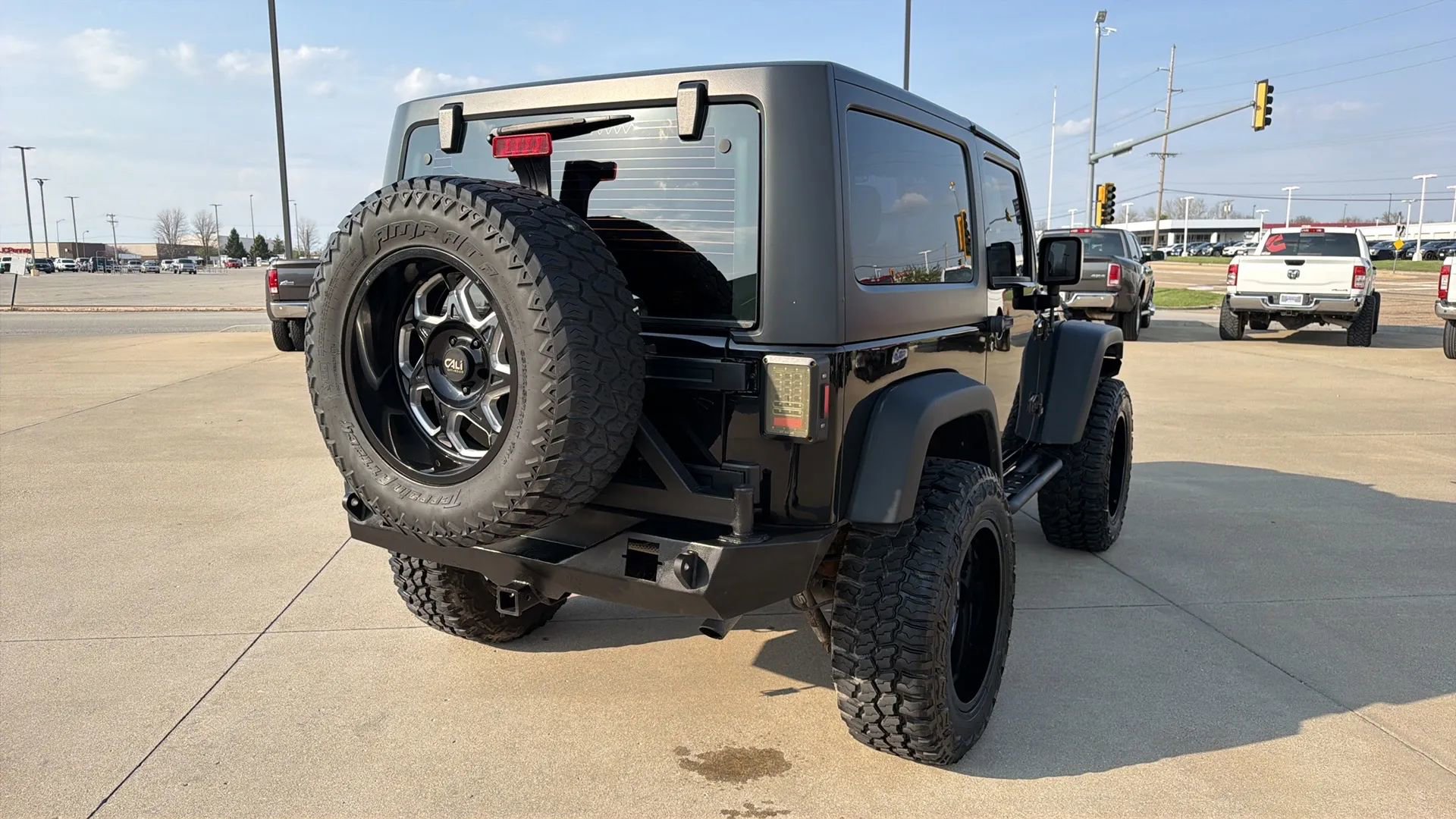 Used 2017 Jeep Wrangler Sport w/ Connectivity Group image 16