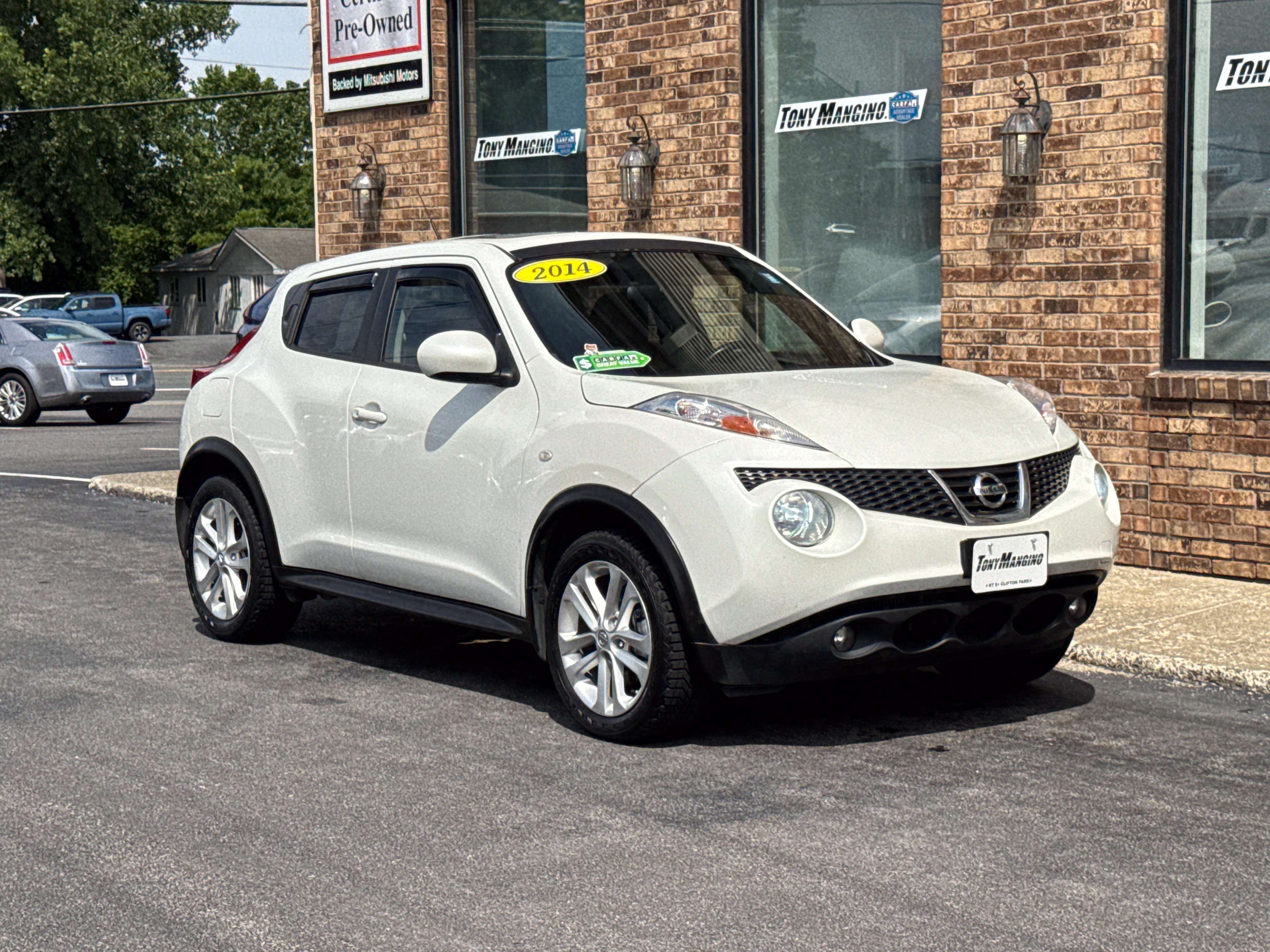 Used 2014 Nissan Juke SL AWD/4WD image 8