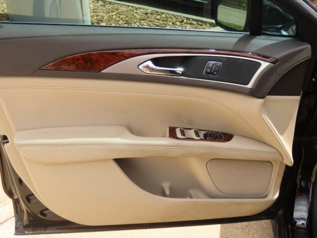 Used 2017 Lincoln MKZ Select w/ Select Plus Package image 23