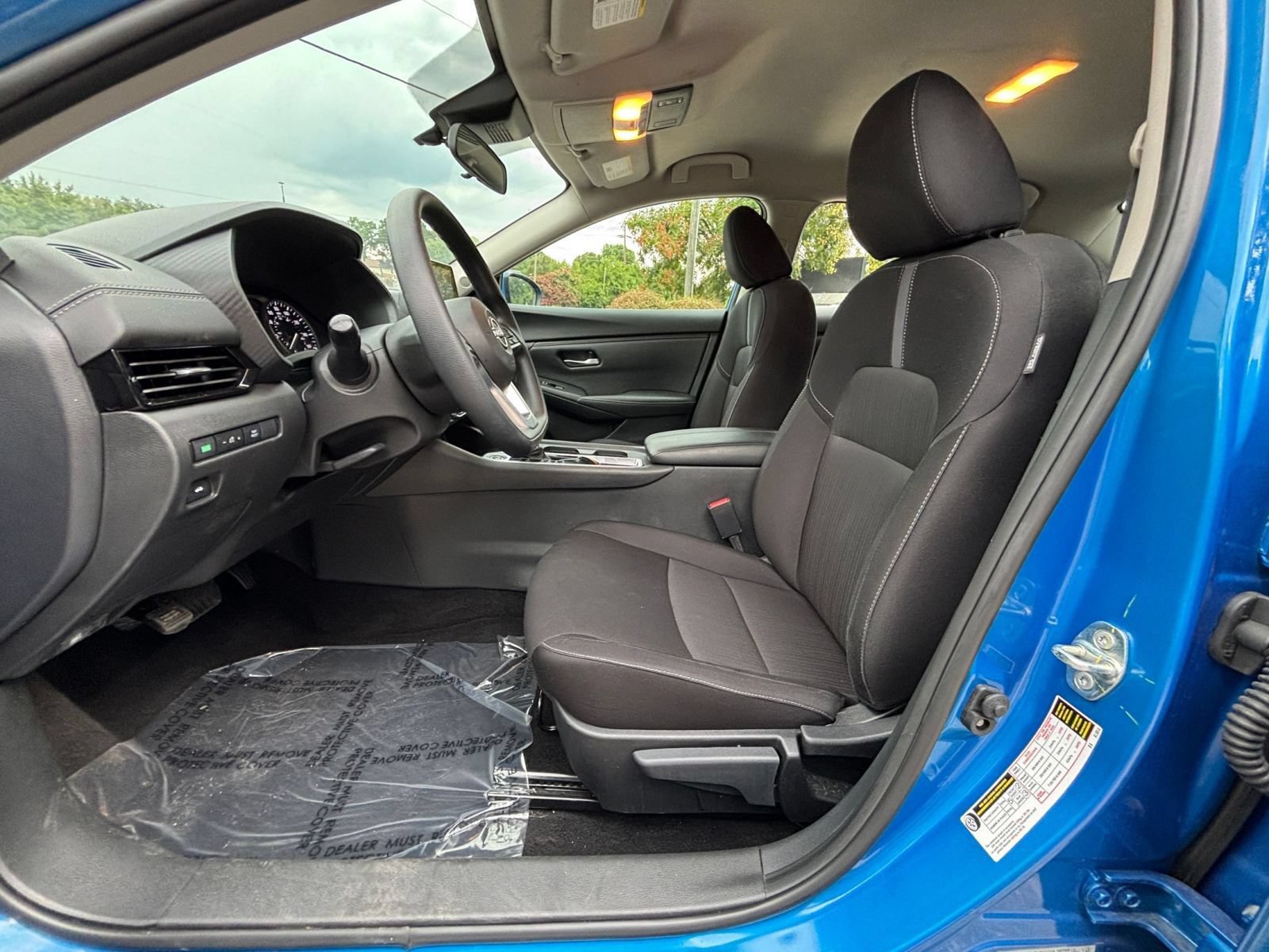 Used 2025 Nissan Sentra SV FWD image 22