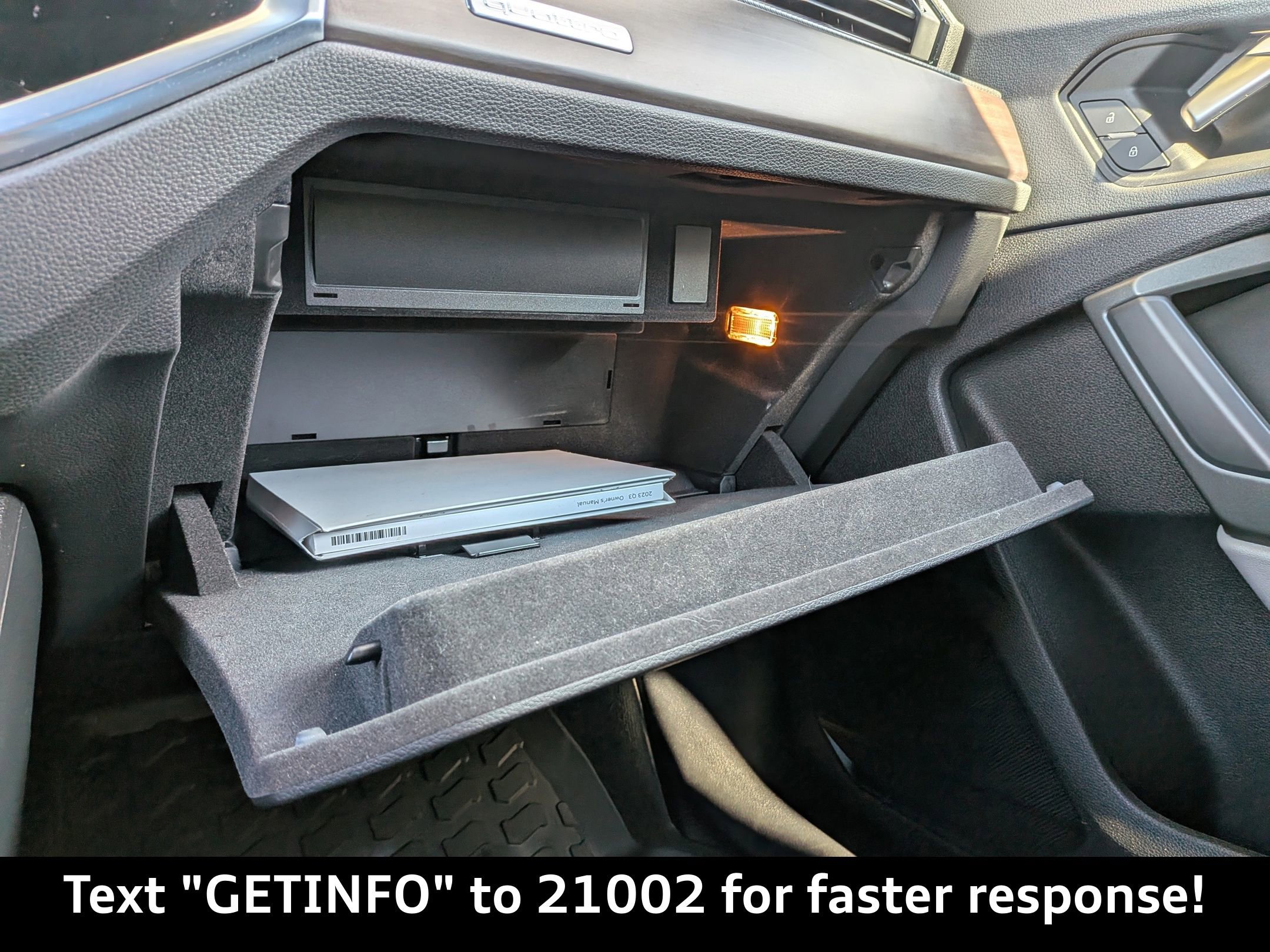 Used 2023 Audi Q3 2.0T Premium Plus w/ Premium Plus Package image 27