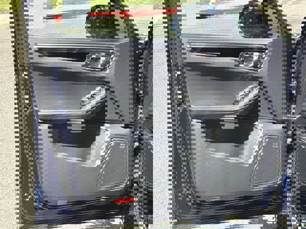 Used 2022 Porsche Macan image 24