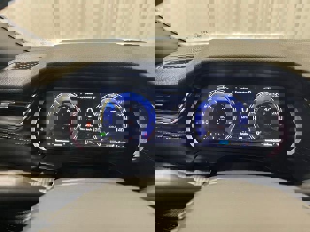 New 2025 Jeep Grand Cherokee Altitude image 22