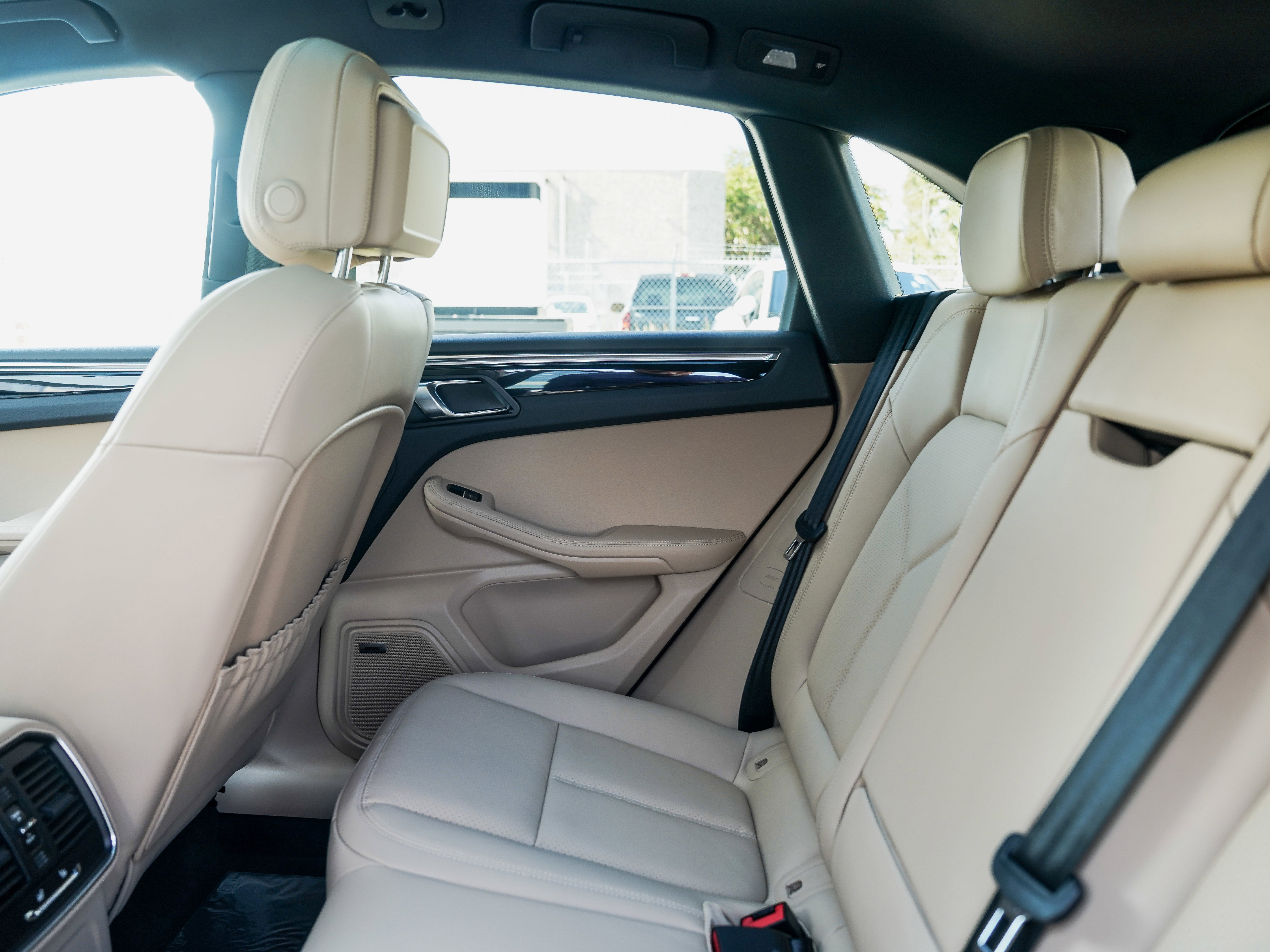 New 2026 Porsche Macan S image 28