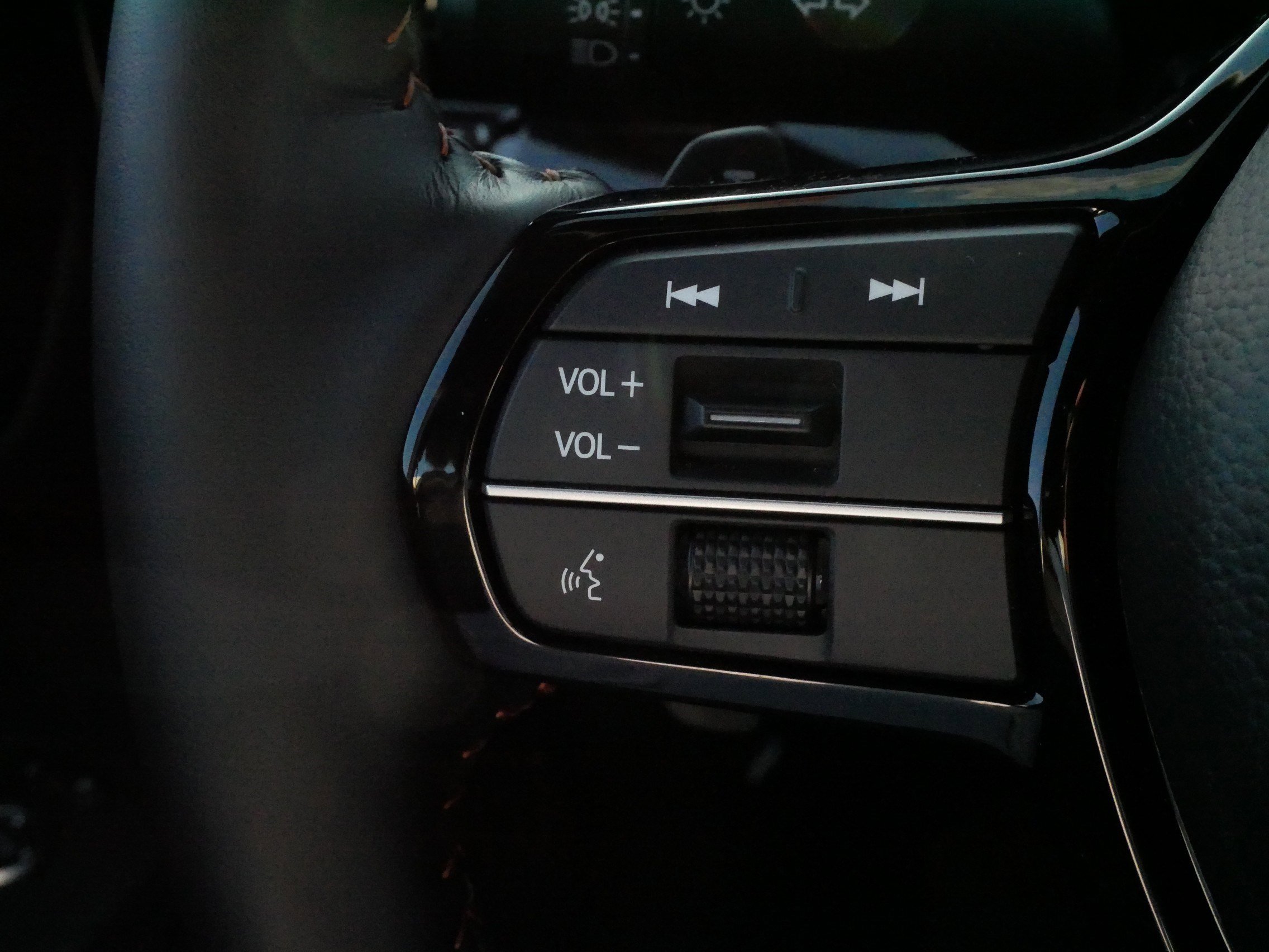 Certified 2026 Honda CR-V Sport Touring image 27