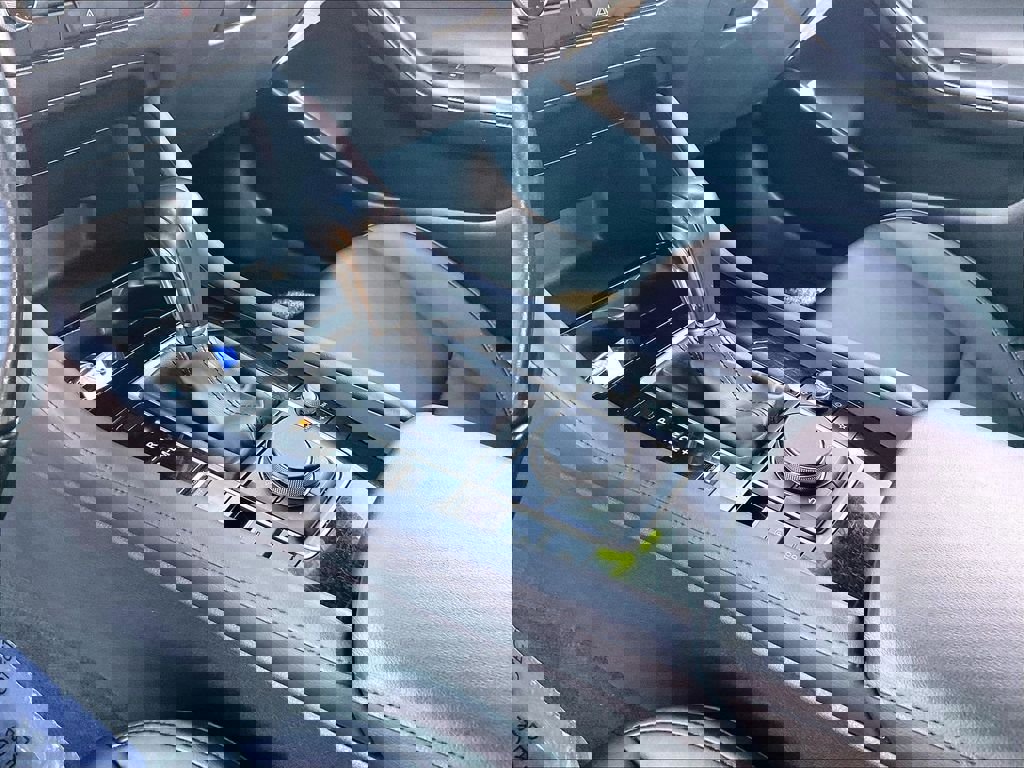 Used 2025 MAZDA MAZDA3 s Sport image 19