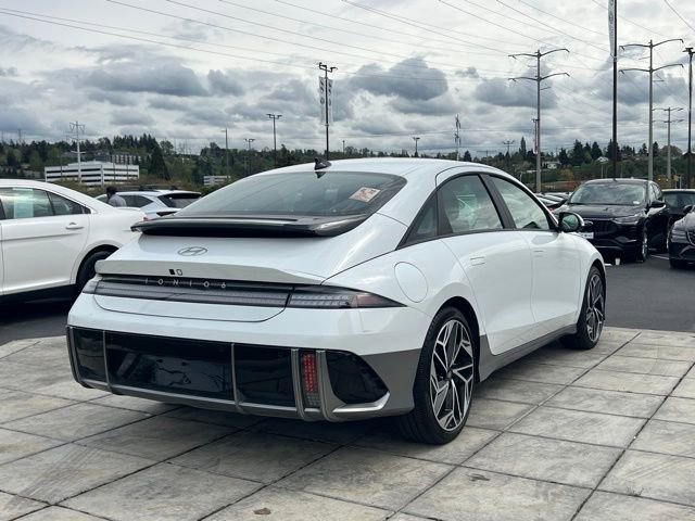 Used 2024 Hyundai Ioniq 6 SEL AWD/4WD image 9