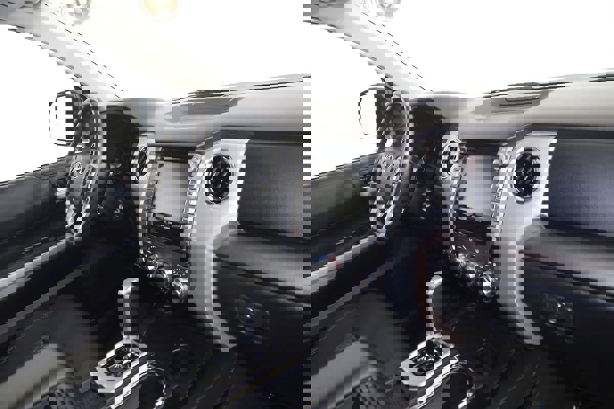 Used 2021 Toyota Tundra SR5 w/ Trail Edition image 41