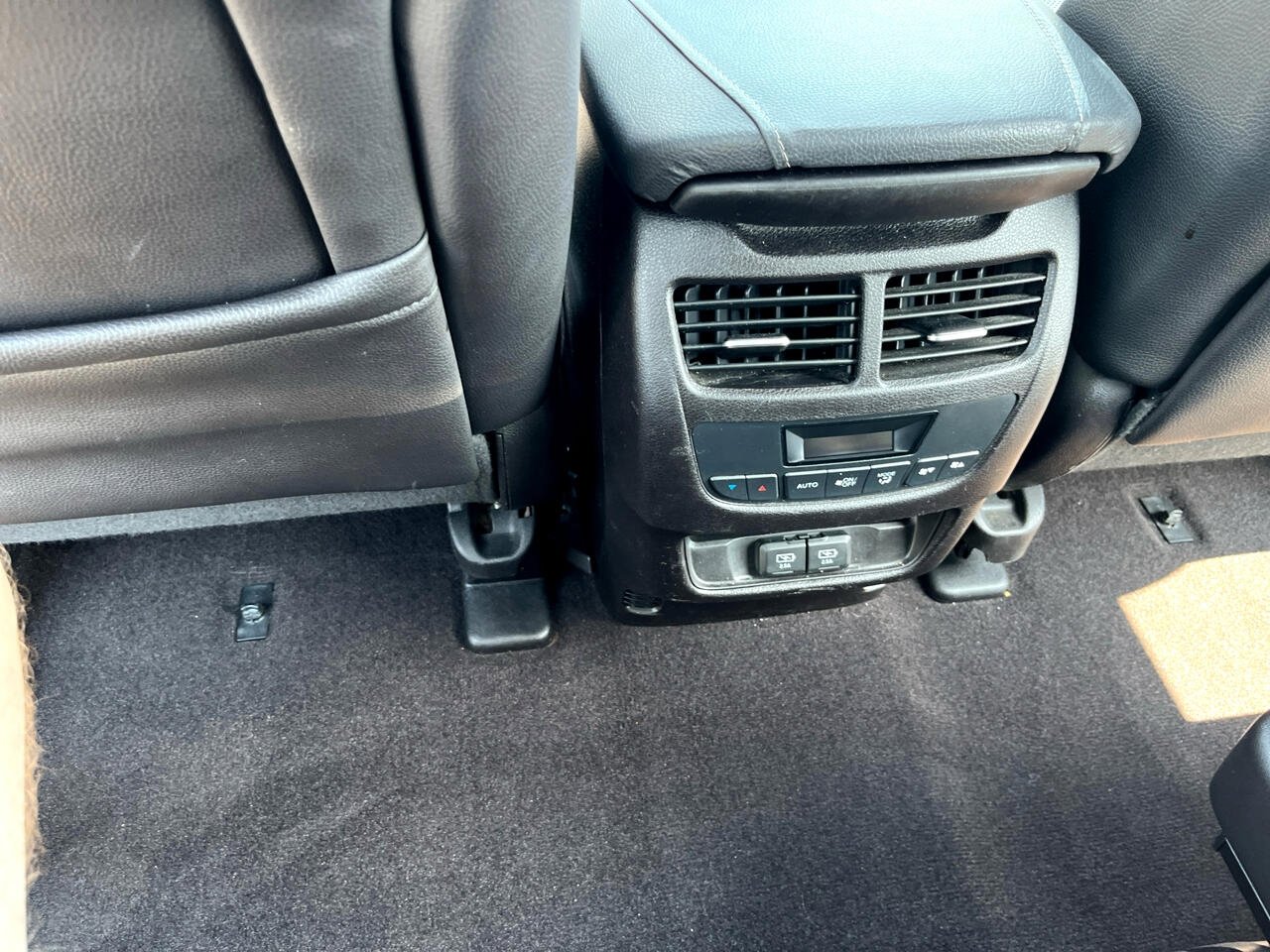 Used 2020 Acura MDX SH-AWD w/Technology Pkg image 11