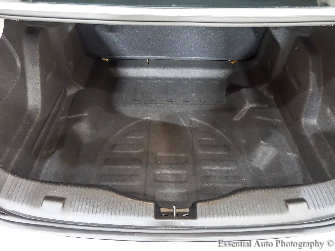 Used 2019 Chevrolet Cruze LS w/ LS Convenience Package FWD image 26