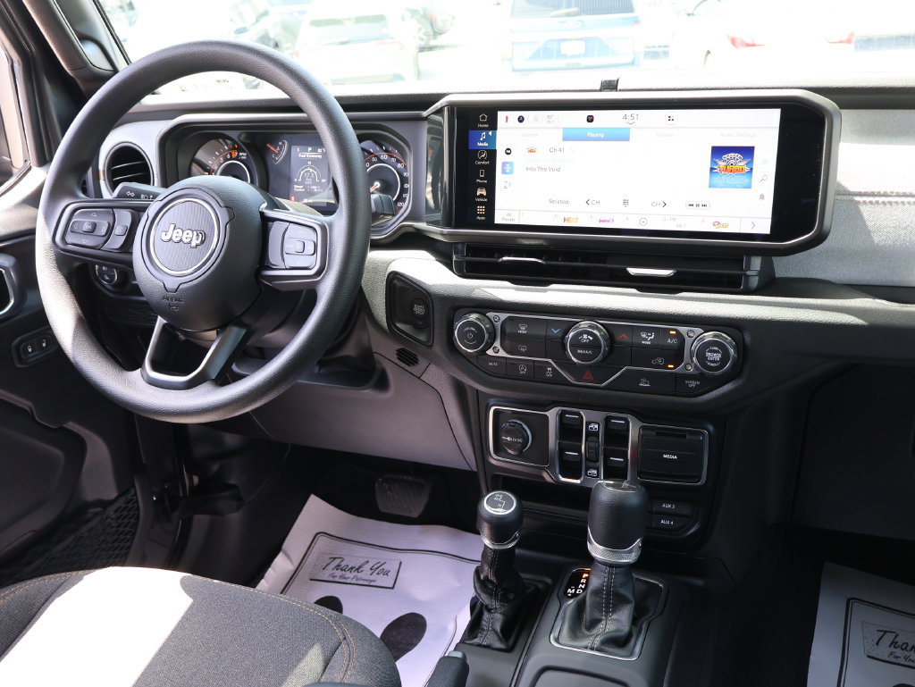 New 2026 Jeep Gladiator Sport AWD/4WD image 13