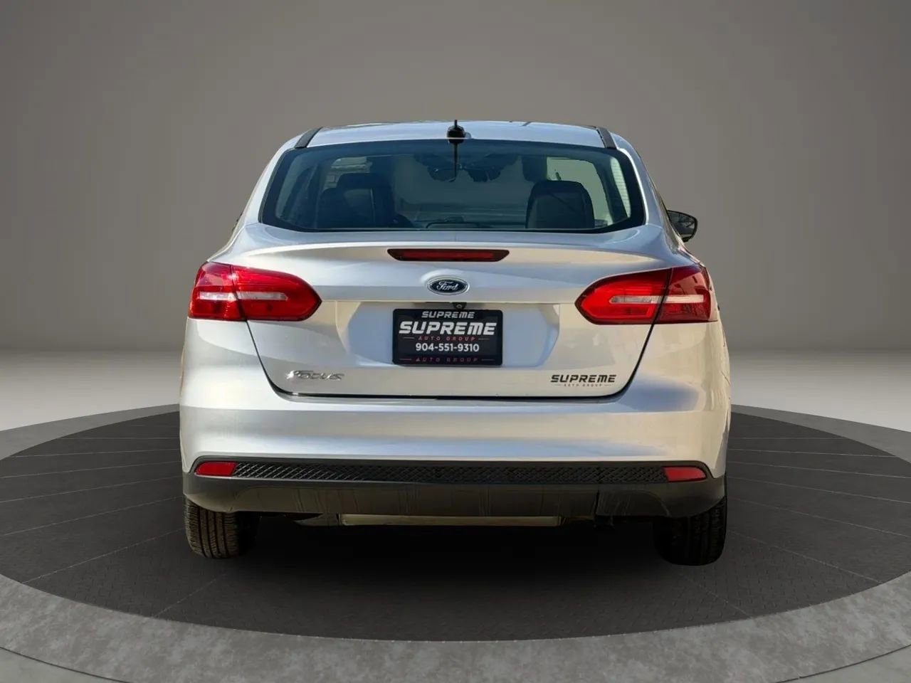 Used 2017 Ford Focus S image 4