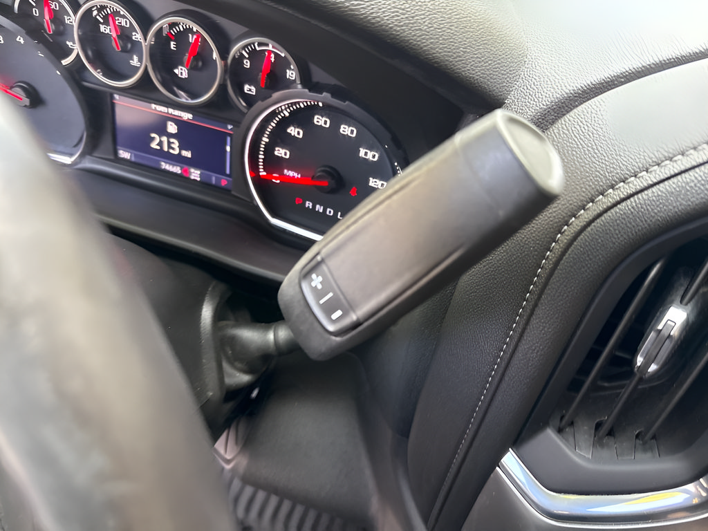 Used 2022 Chevrolet Silverado 1500 LT AWD/4WD image 29