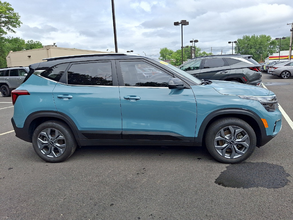 Used 2024 Kia Seltos S AWD/4WD image 10