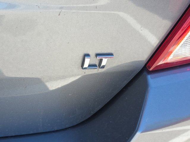 Used 2019 Chevrolet Trax LT w/ LT Convenience Package FWD image 13