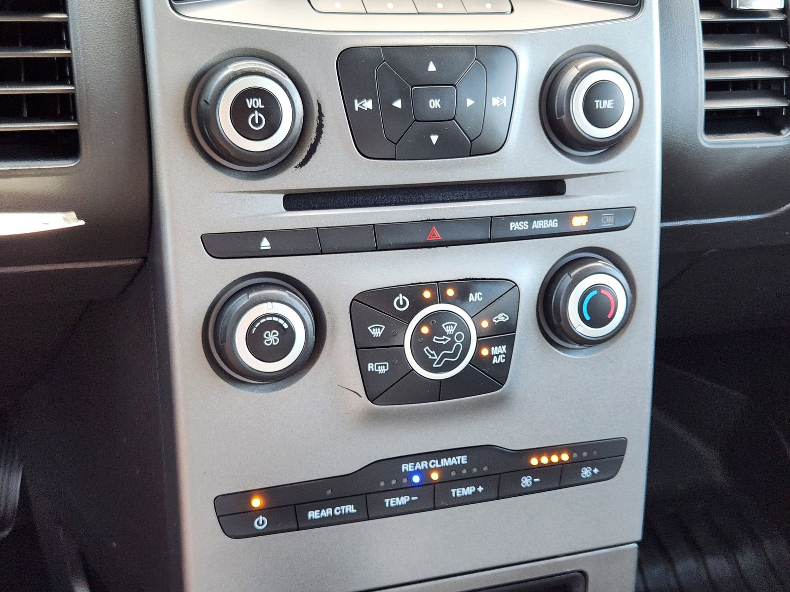 Used 2019 Ford Flex SE image 20