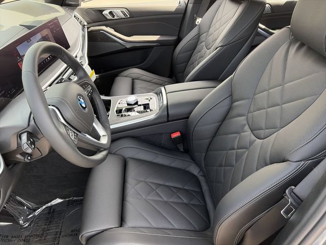Used 2026 BMW X5 xDrive50e w/ Executive Package AWD/4WD image 19