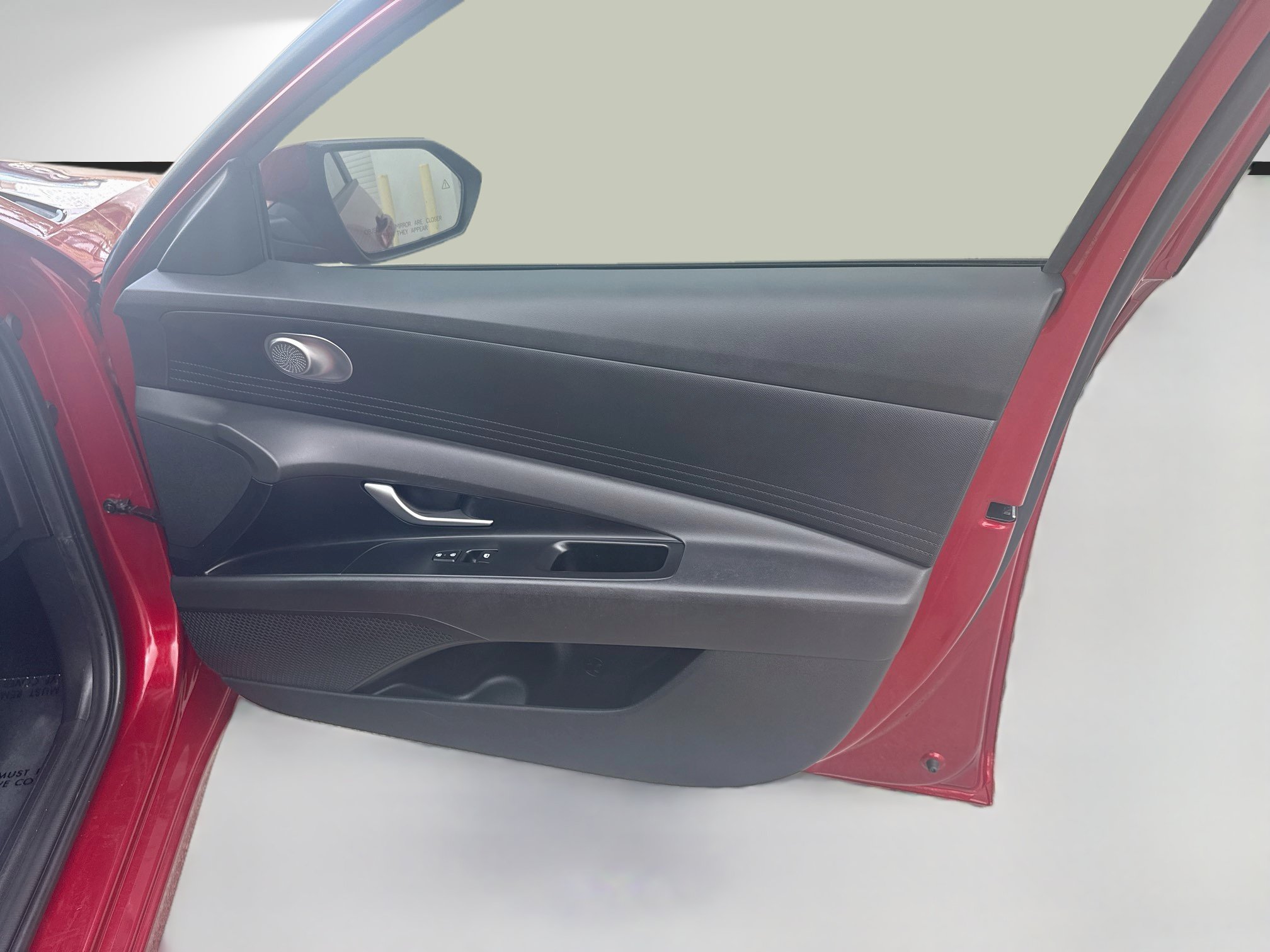 Used 2024 Hyundai Elantra SEL FWD image 30