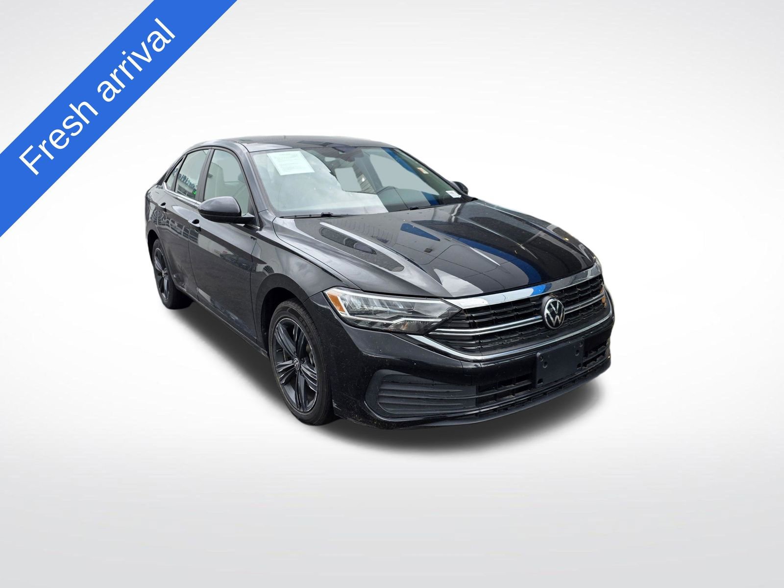 Used 2024 Volkswagen Jetta SE image 1
