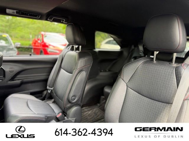 Used 2025 Toyota Sienna XSE w/ XSE Plus Package AWD/4WD image 14
