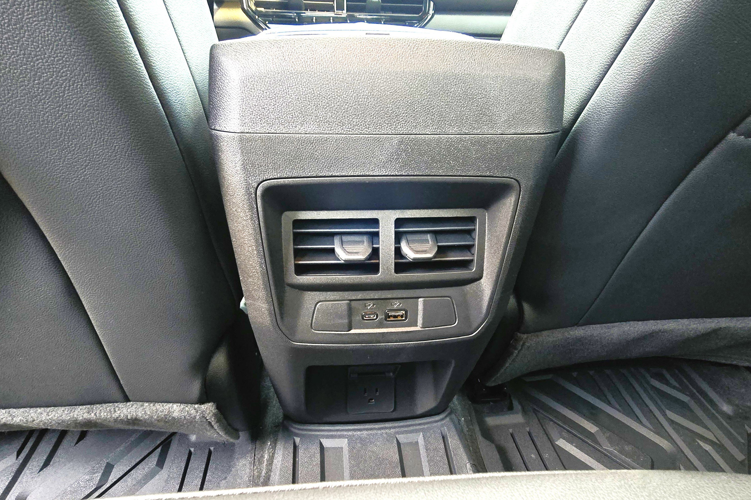 New 2026 GMC Canyon Elevation w/ Convenience Package image 28