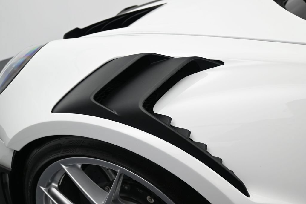 Certified 2025 Porsche 911 GT3 RS RWD image 43