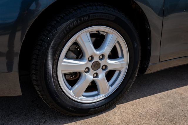 Used 2007 Toyota Camry LE image 14