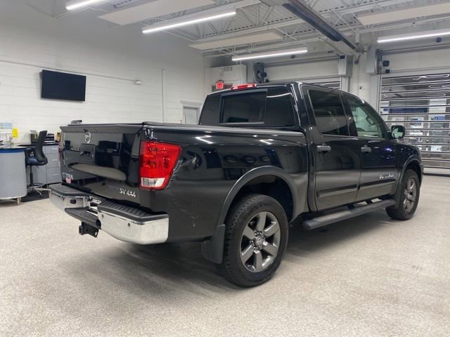 Used 2015 Nissan Titan SV w/ SV Value Truck Package image 5