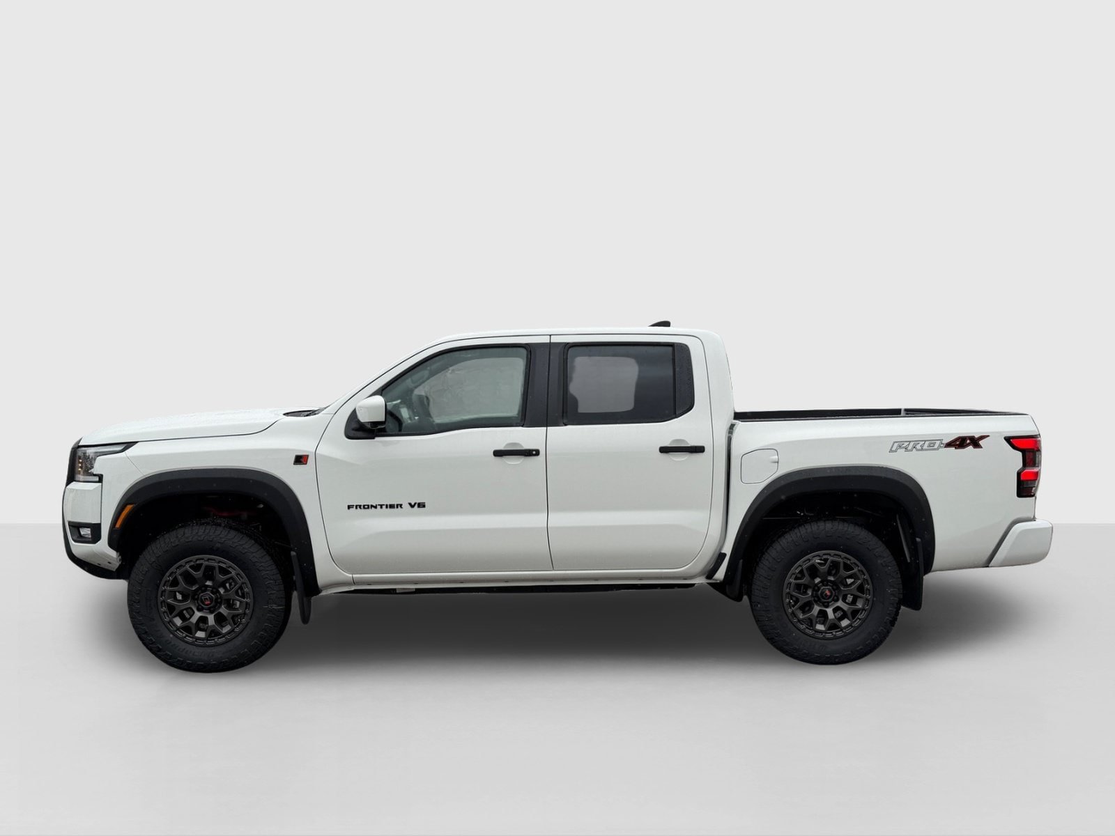 New 2027 Nissan Frontier PRO-4X AWD/4WD image 2