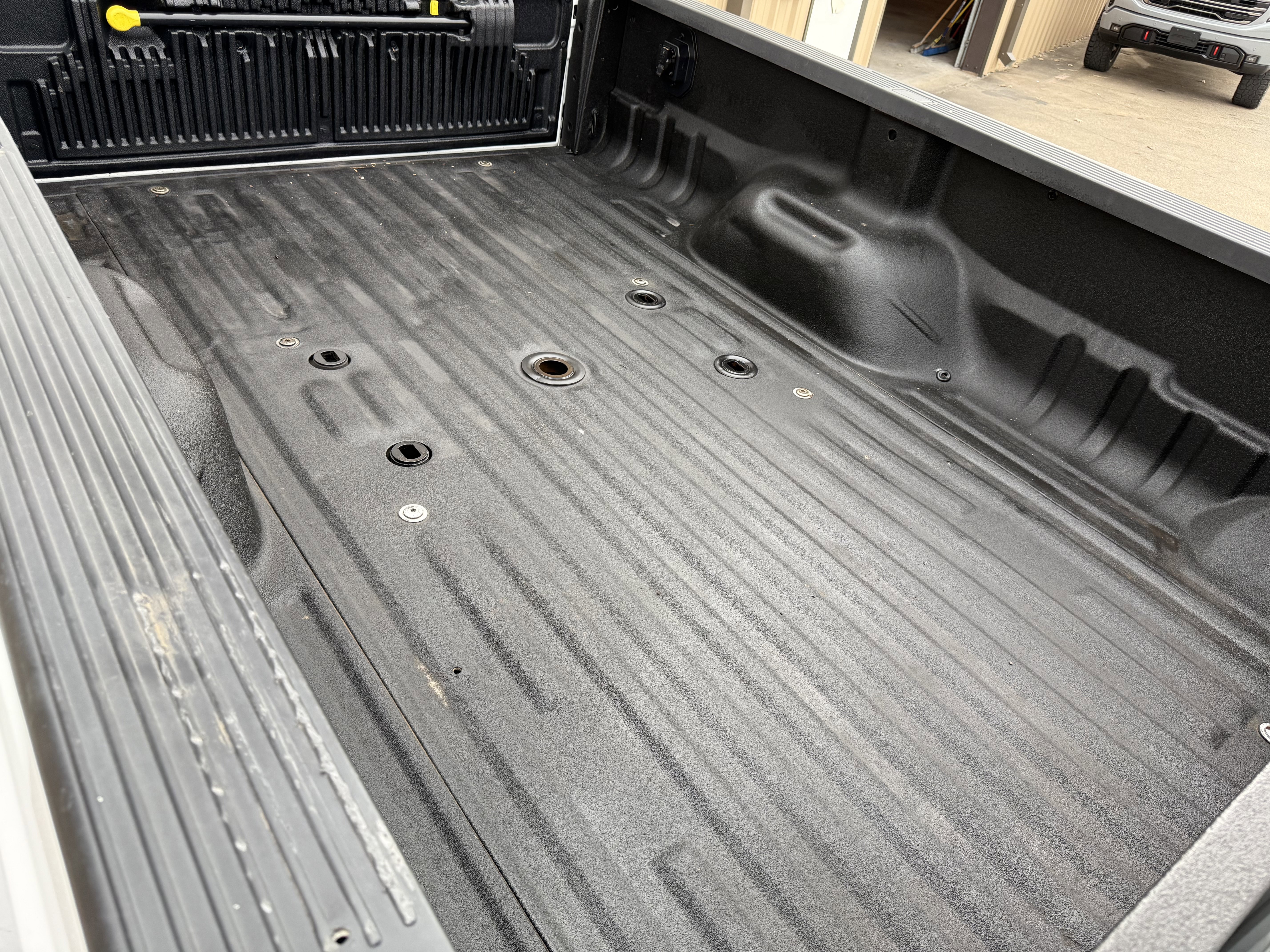 Used 2016 Ford F350 King Ranch w/ King Ranch w/Chrome Package image 42